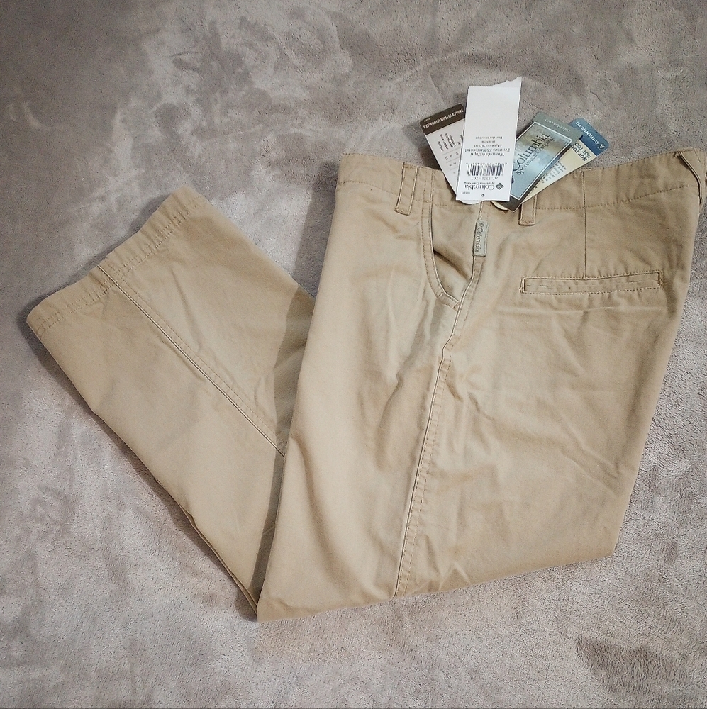 NWT Womens Columbia Edgewater Chino Capri Pants Travel Hiking 6